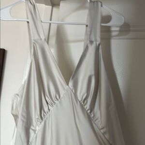 Elegant Cream Sleeveless Dress